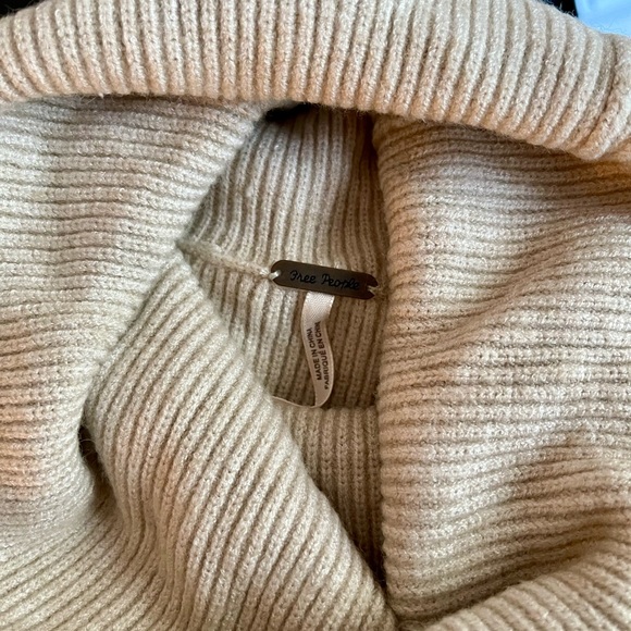 Free People Oversized Cardigan - Picture 3 of 3